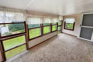 437 E 11th St, Pecatonica, IL 61063 - Photo 22