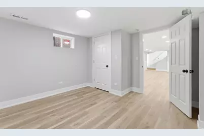 657 E 100th Place, Chicago, IL 60628 - Photo 22