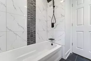 657 E 100th Pl, Chicago, IL 60628 - Photo 10