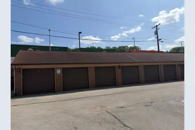105 W Saint Charles Road #201, Lombard, IL 60148 - Photo 2