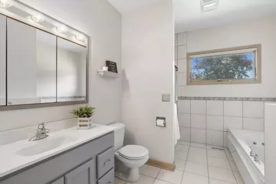 27175 N Gilmer Road, Mundelein, IL 60060 - Photo 22