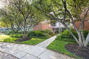 1925 Lake Ave, Wilmette, IL 60091 - Photo 2