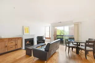 1925 Lake Ave, Wilmette, IL 60091 - Photo 4
