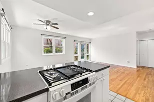 1730 W Terra Cotta Pl, Chicago, IL 60614 - Photo 8