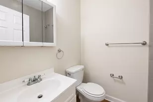 3348 W Wilson Ave, Chicago, IL 60625 - Photo 10