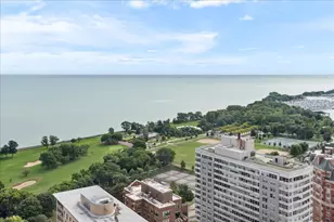 655 W Irving Park Rd, Chicago, IL 60613 - Photo 16