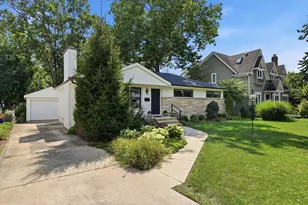 1526 E Forest Ave, Wheaton, IL 60187 - Photo 4
