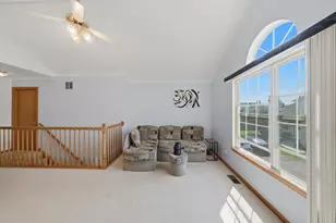 7420 Maple Dr, Justice, IL 60458 - Photo 10