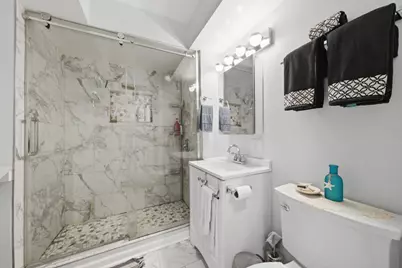 4746 N Karlov Avenue, Chicago, IL 60630 - Photo 10