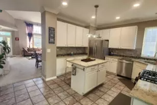 1759 Ellington Dr, Aurora, IL 60503 - Photo 4