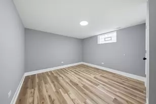 12539 S Yale Ave, Chicago, IL 60628 - Photo 20