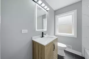 12539 S Yale Ave, Chicago, IL 60628 - Photo 12