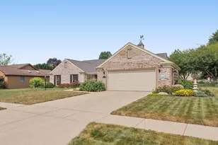 1308 Weathervane Dr, Champaign, IL 61821 - Photo 4