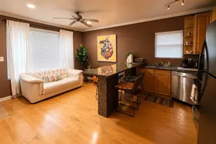1028 W 20th Pl, Chicago, IL 60608 - Photo 6