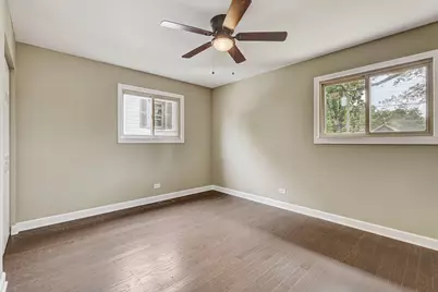 2347 S 17th Avenue, Broadview, IL 60155 - Photo 16