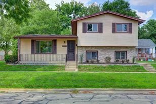 2347 S 17th Ave, Broadview, IL 60155 - Photo 1