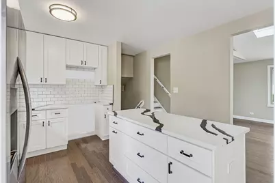2347 S 17th Avenue, Broadview, IL 60155 - Photo 12