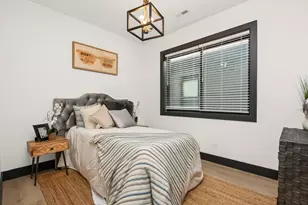 6508 S Ingleside Ave, Chicago, IL 60637 - Photo 12