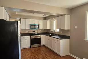 5454 W Schubert Ave, Chicago, IL 60639 - Photo 2
