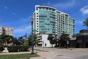 [Address not provided], Evanston, IL 60201 - Photo 1