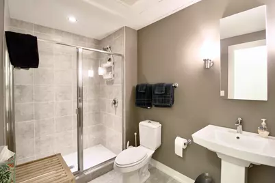 [Address not provided], Evanston, IL 60201 - Photo 18