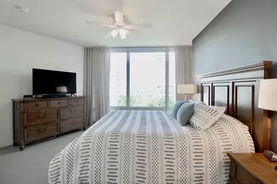 [Address not provided], Evanston, IL 60201 - Photo 12