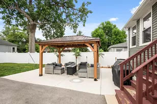 10904 S Kedzie Ave, Chicago, IL 60655 - Photo 18