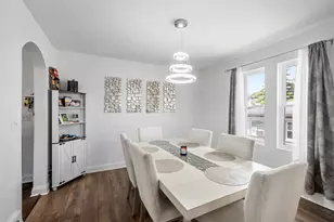 10904 S Kedzie Ave, Chicago, IL 60655 - Photo 8