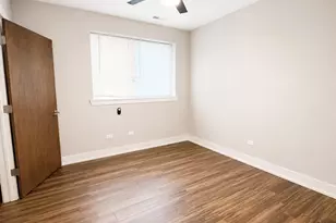 1149 W 17th St, Chicago, IL 60608 - Photo 8