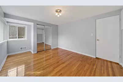 3824 W Chase Avenue, Lincolnwood, IL 60712 - Photo 12