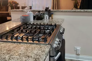 20 W Division St, Villa Park, IL 60181 - Photo 4
