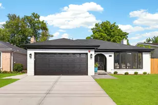 1013 N Delphia Ave, Park Ridge, IL 60068 - Photo 2