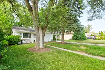 112 Green Lane, Carpentersville, IL 60110 - Photo 1
