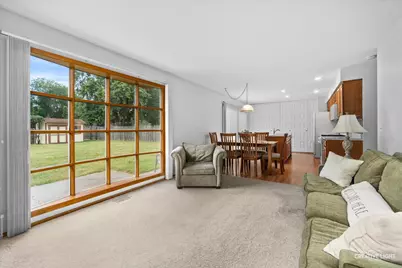 319 Boulder Hill Pass, Oswego, IL 60543 - Photo 2