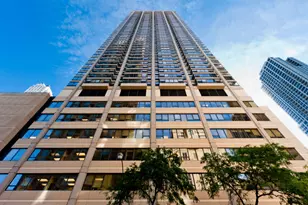 30 E Huron St, Chicago, IL 60611 - Photo 1
