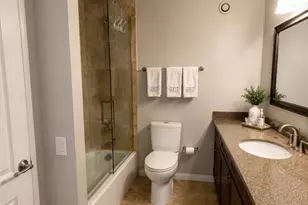 30 E Huron St, Chicago, IL 60611 - Photo 6