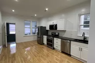 820 N Leavitt St, Chicago, IL 60622 - Photo 2