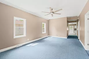 107 E Prairie St, Plano, IL 60545 - Photo 6