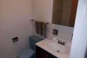 1318 W Lunt Ave, Chicago, IL 60626 - Photo 8