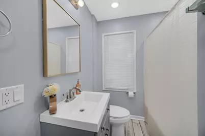 702 N Independence Avenue, Rockford, IL 61101 - Photo 10