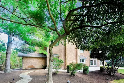 1400 Kurtis Lane, Lake Forest, IL 60045 - Photo 22