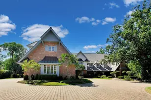1400 Kurtis Ln, Lake Forest, IL 60045 - Photo 2