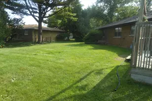 2503 Hacker Dr, Joliet, IL 60435 - Photo 6