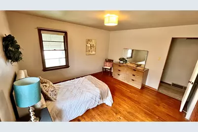 492 Price Avenue, Calumet City, IL 60409 - Photo 8
