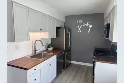 263 S Clubhouse Drive #312, Palatine, IL 60074 - Photo 2