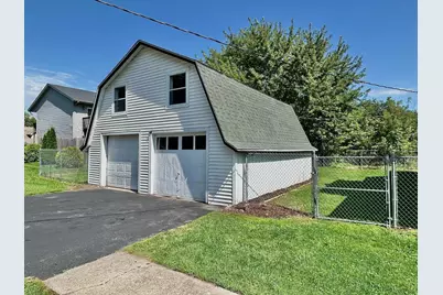 335 5th Street, Capron, IL 61012 - Photo 12