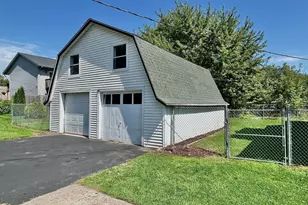 335 5th St, Capron, IL 61012 - Photo 12