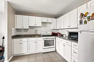4850 S Lake Park Ave, Chicago, IL 60615 - Photo 4