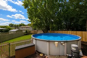 1129 Bramble Ave, Bolingbrook, IL 60490 - Photo 4