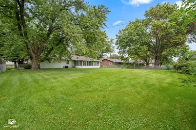 310 Cardinal Place, Shorewood, IL 60404 - Photo 2